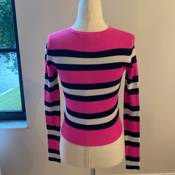 Lily Pulitzer Long-Sleeve - Picture 2 of 3